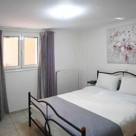 Apartament Ioanna Erétria